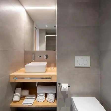 Konukevi Cristina Enea 3*