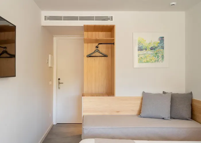 Cristina Enea بيت ضيافة